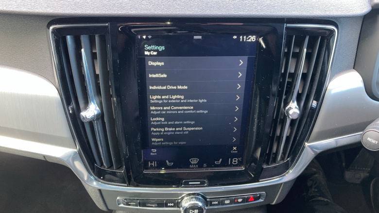 Volvo S90 2.0 D4 Momentum Pro 4dr Geartronic Diesel Saloon